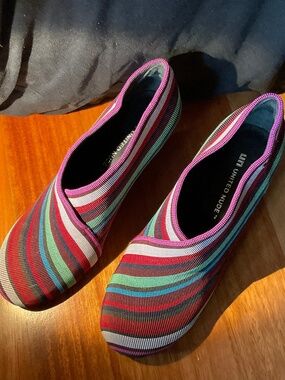 Colorful heels, United Nude